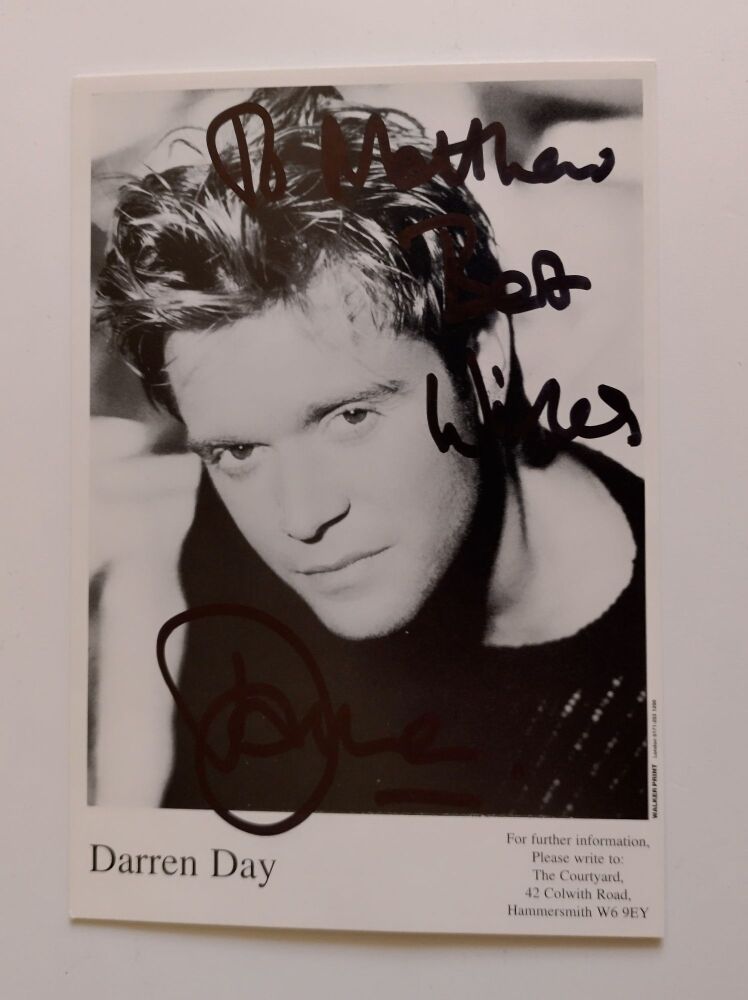 Darren Day autograph (hand-signed photograph)