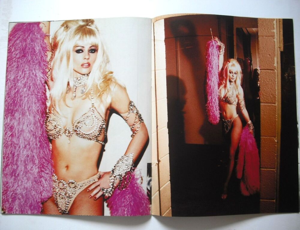 Arena supplement - Goddess Liz Hurley