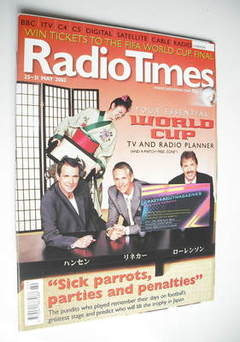 Radio Times magazine - Football Pundits cover (25-31 May 2002)