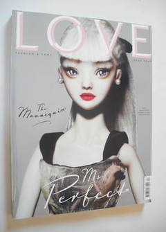 Love magazine - Issue 4 - Autumn/Winter 2010 - Buela cover