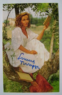 Emma Thompson autograph (hand-signed photograph)