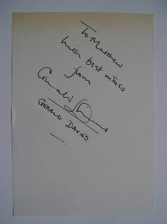 Gerald Davies autograph