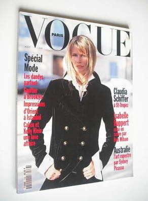 <!--1993-08-->French Paris Vogue magazine - August 1993 - Claudia Schiffer 