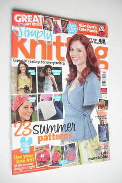 Simply Knitting magazine (Issue 82 - July 2011)