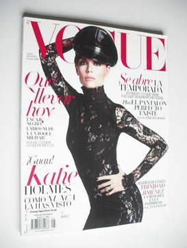 <!--2011-08-->Vogue Espana magazine - August 2011 - Katie Holmes cover