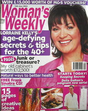 Woman's Weekly magazine (14 May 2002 - Lorraine Kelly cover)