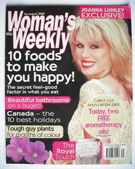 Woman's Weekly magazine (1 August 2000 - Joanna Lumley cover)