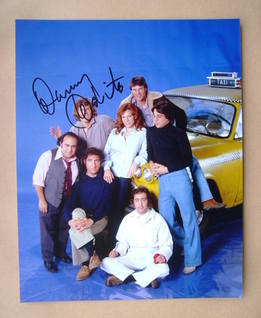 Danny DeVito autograph (hand-signed photograph)