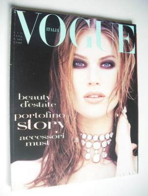 Vogue Italia magazine - June 1992