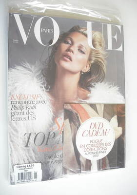 French Paris Vogue magazine - October 2009 - Kate Moss cover
