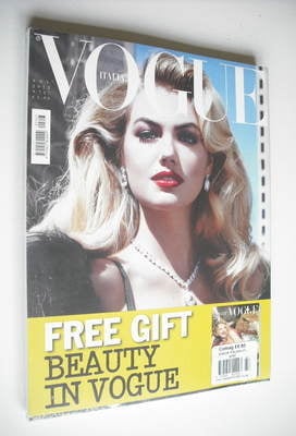 Vogue Italia magazine - November 2012 - Kate Upton cover