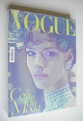 <!--2010-03-->Vogue Italia magazine - March 2010 - Freja Beha Erichsen cove