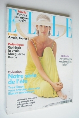 <!--1998-07-27-->French Elle magazine - 27 July 1998 - Anouk Voorveld cover