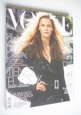 <!--2006-11-->Vogue Espana magazine - November 2006 - Carmen Kass cover