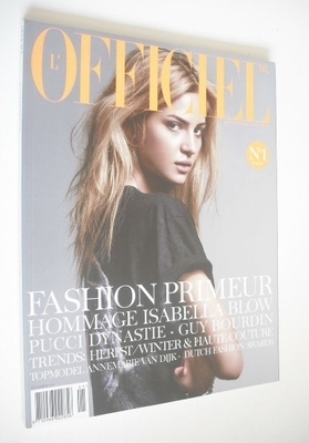 L'Officiel Netherlands magazine (November 2007 - Anne Marie Van Dijk cover)