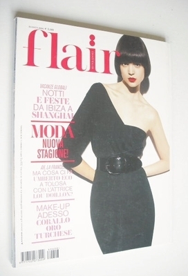 <!--2006-08-->Flair magazine - August 2006 - Patricia Schmid cover