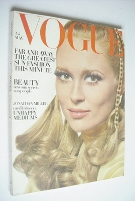 British Vogue magazine - May 1968 - Faye Dunaway cover