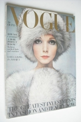 British Vogue magazine - 15 October 1968 - Lesley Jones cover
