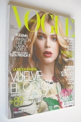 <!--2008-03-->Vogue Espana magazine - March 2008 - Doutzen Kroes cover