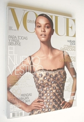 <!--2007-04-->Vogue Espana magazine - April 2007 - Liya Kebede cover