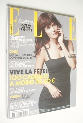 French Elle magazine - 8 December 2008 - Helena Christensen cover