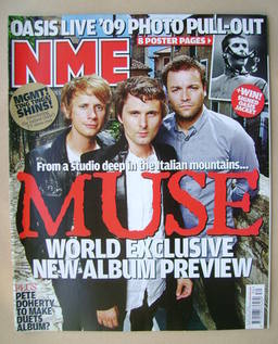 <!--2009-07-25-->NME magazine - Muse cover (25 July 2009)