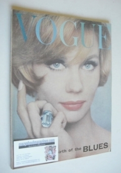 British Vogue magazine - 1 February 1962 (Vintage Issue)