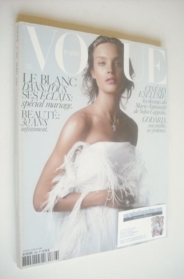 French Paris Vogue magazine - April 2006 - Natalia Vodianova cover