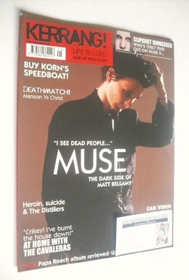 Kerrang magazine - Matt Bellamy cover (22 June 2002 - Issue 909)