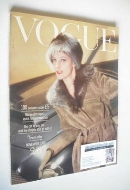 British Vogue magazine - November 1960 (Vintage Issue)
