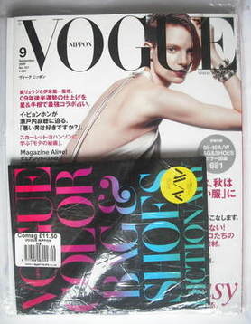<!--2009-09-->Japan Vogue Nippon magazine - September 2009 - Iris Strubegge