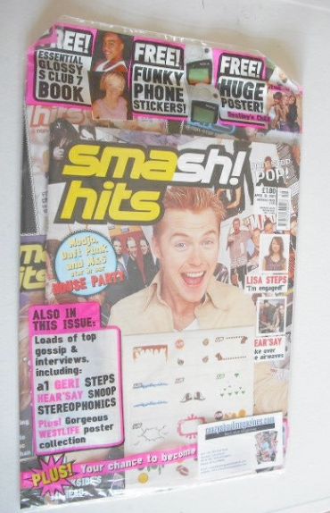 Smash Hits magazine - Ronan Keating cover (18 April 2001)