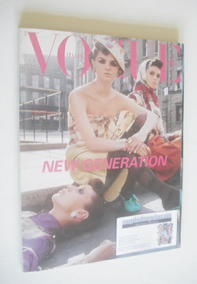 <!--2000-08-->Vogue Italia magazine - August 2000