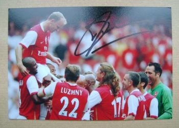 Dennis Bergkamp autograph