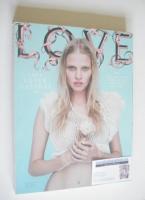 <!--2011-09-->Love magazine - Issue 6 - Autumn/Winter 2011 - Lara Stone cover