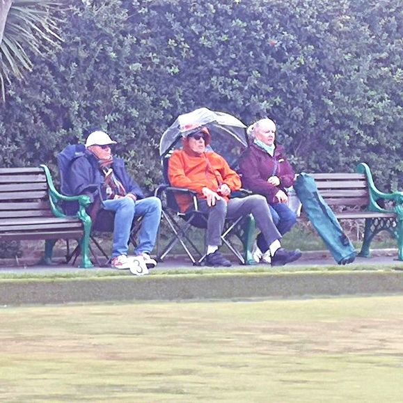 Sandra &amp; Paul Baker &amp; Mark Berriman Braving the weather - Finals Day_InPixi