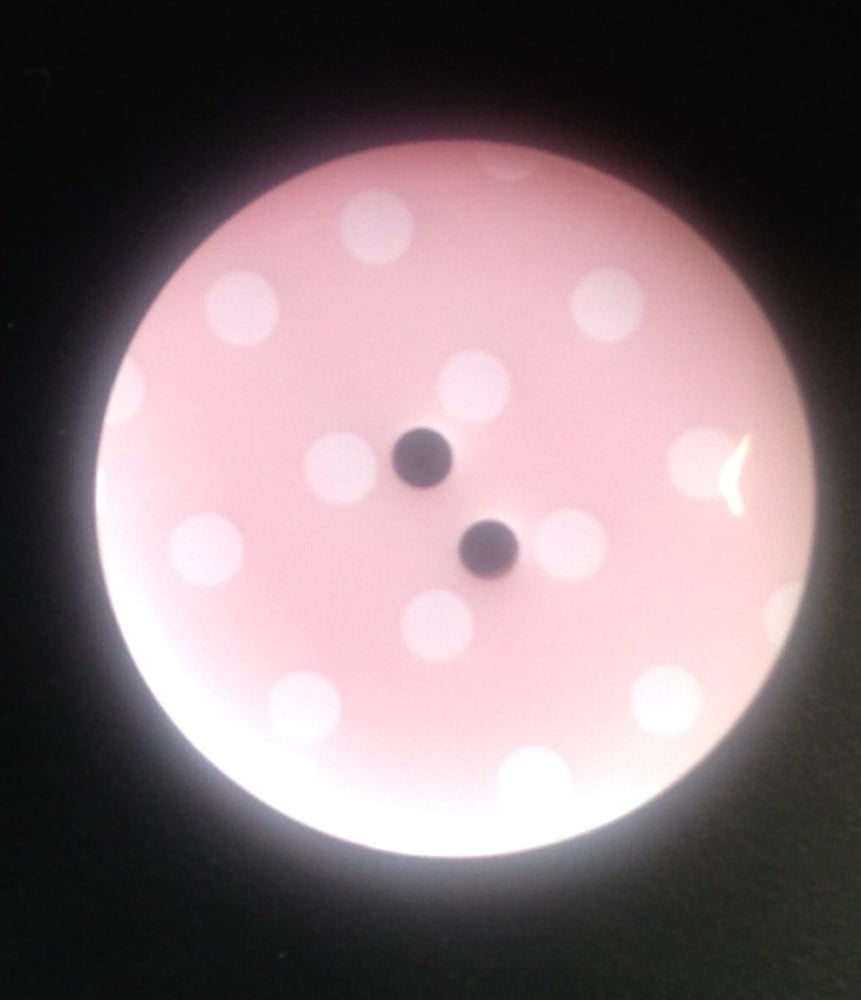 Button - Spotty Baby Pink 220 P1724