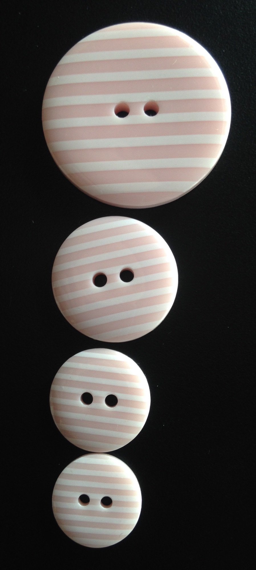 Button - Striped Baby Pink 220 P1725