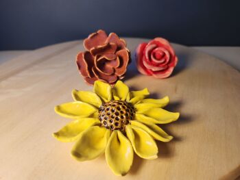 Saturday 21st March 2026, 10am - 1pm, Hand building 3 Flower Decorations workshop.