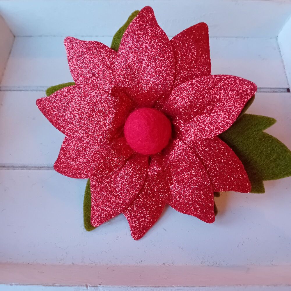 Christmas Brooch