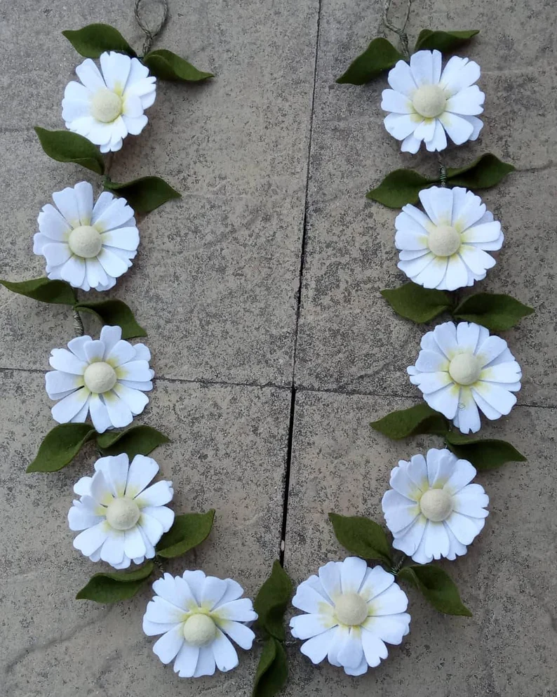 Daisy Garland