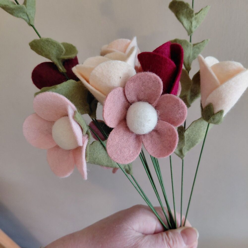 Rambling Rose Petite Posies