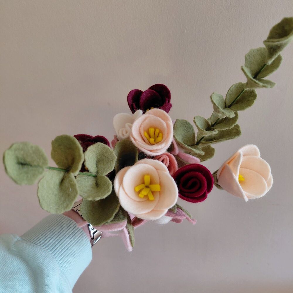 Rambling Rose Petite Posies