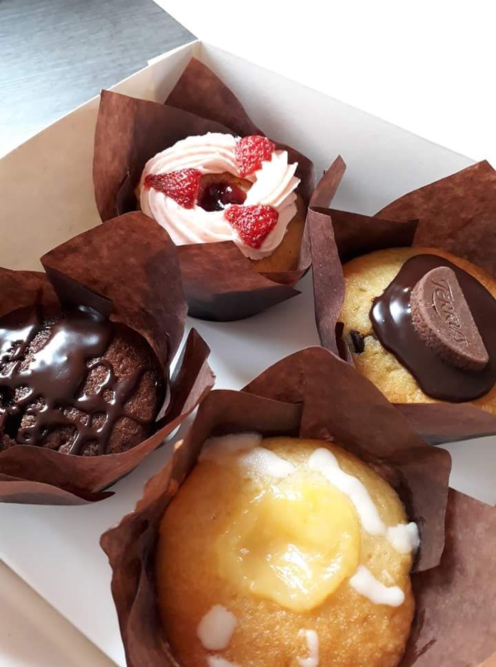 Speciality Muffins Strawberry, Lemon Curd, Chocolate Orange Double Chocolate