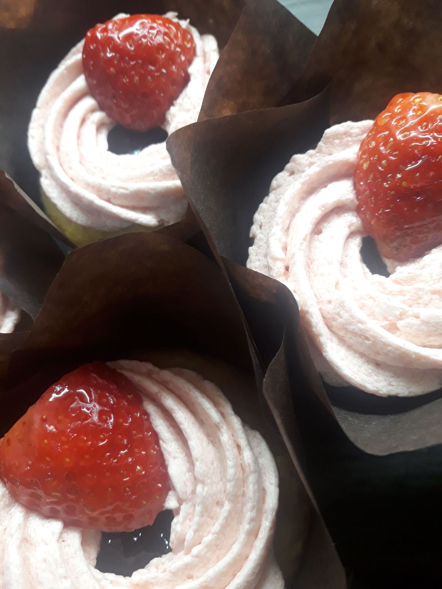 Summer Strawberry Muffins