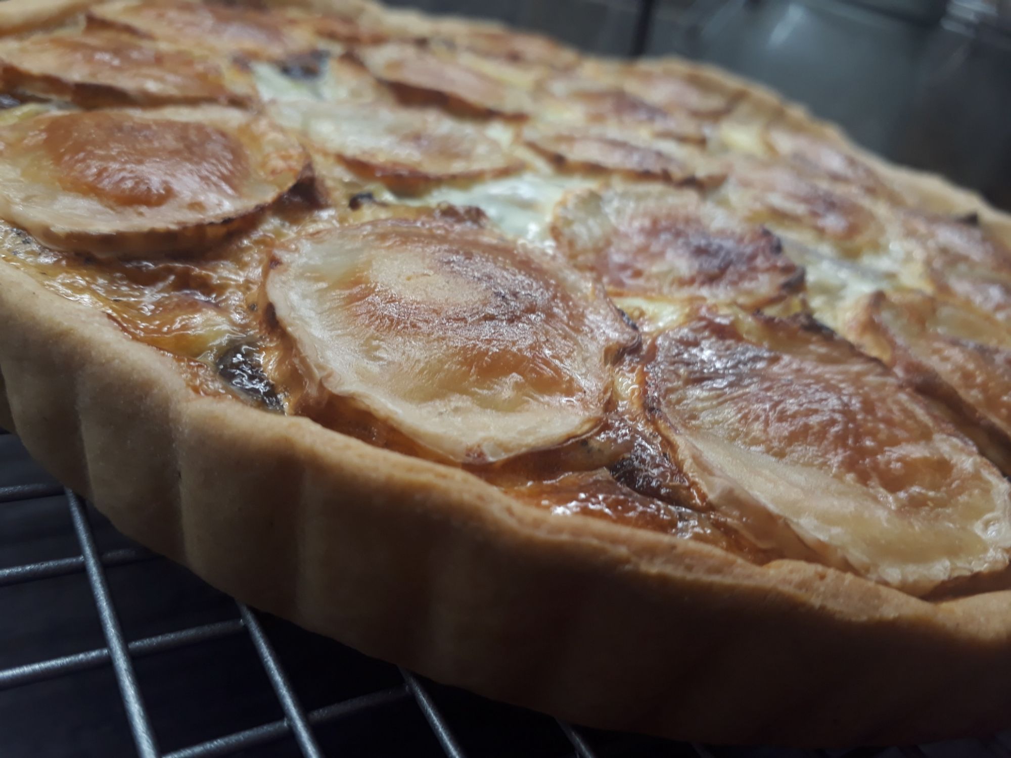 Goats Cheese & Red Onion Quiche
