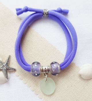 A lilac fabric bracelet