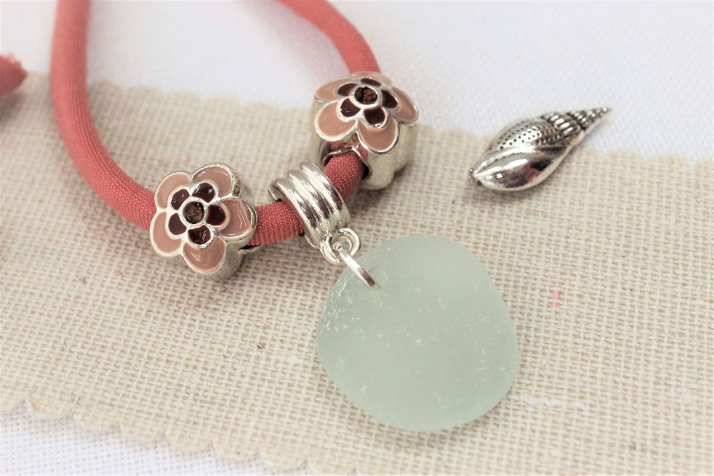 Dusky pink fabric necklace