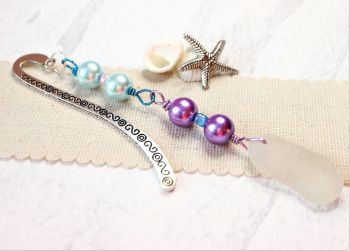 Turquoise and purple tones