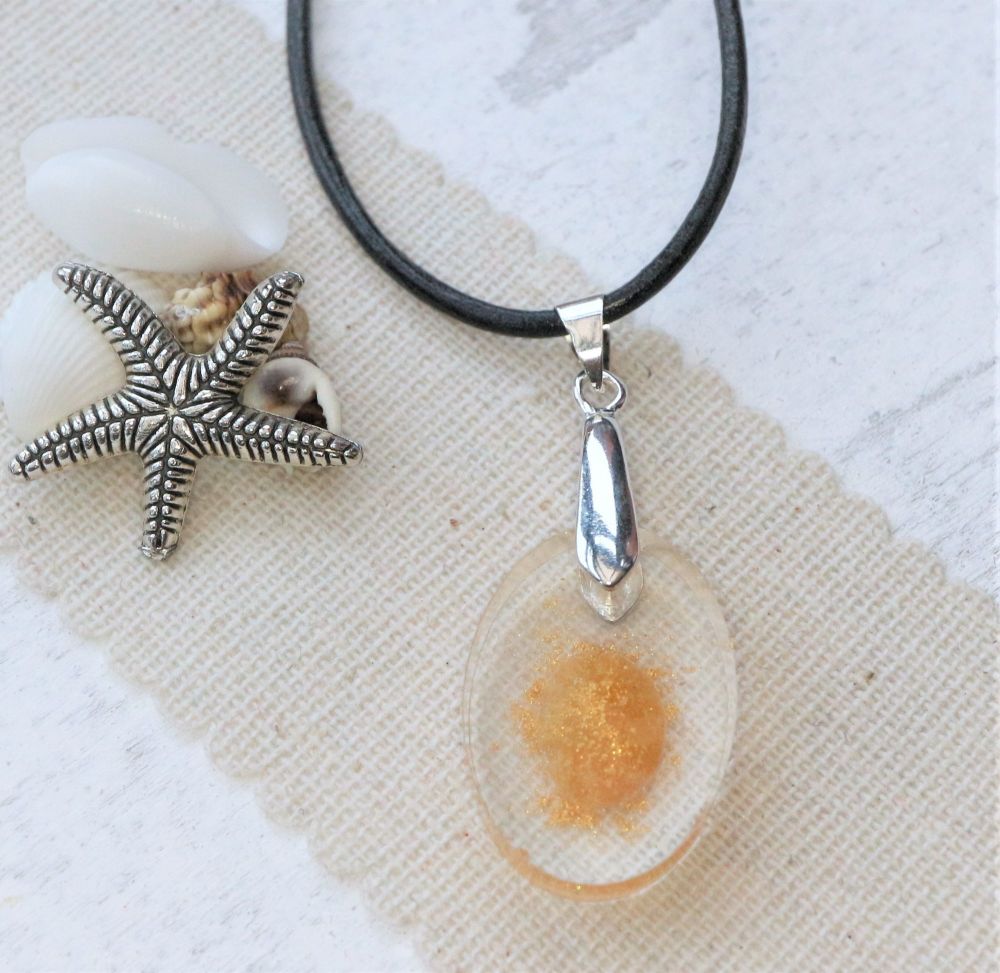 Carnelian in resin